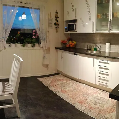 Gjesterom Til Leie I Et Privat Hus Brumunddal Esterno foto